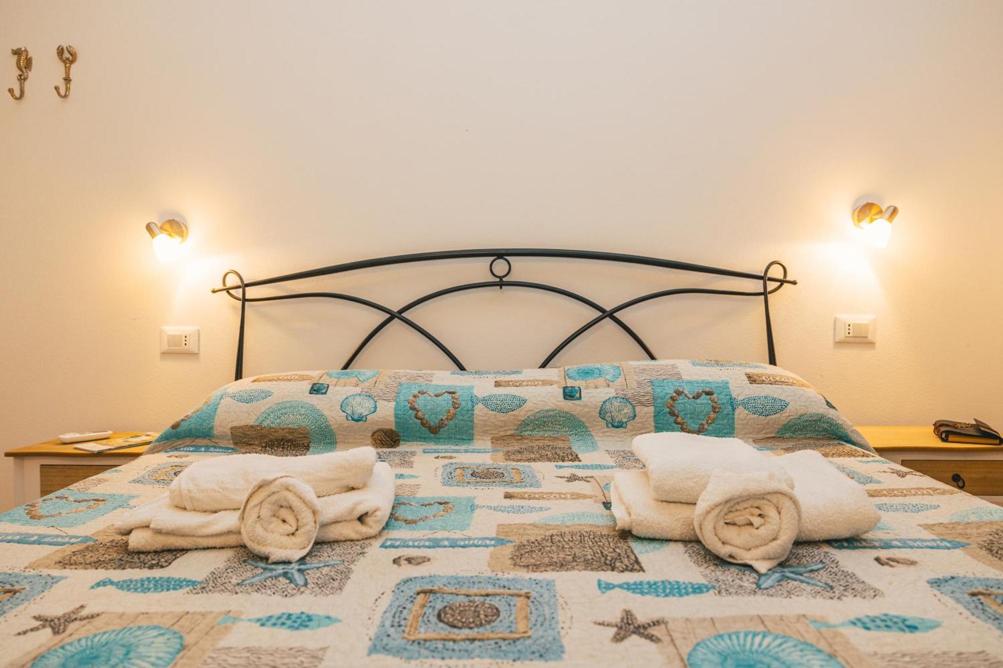 Case Vacanze Il Sogno 2 Porto Pino Habitación foto